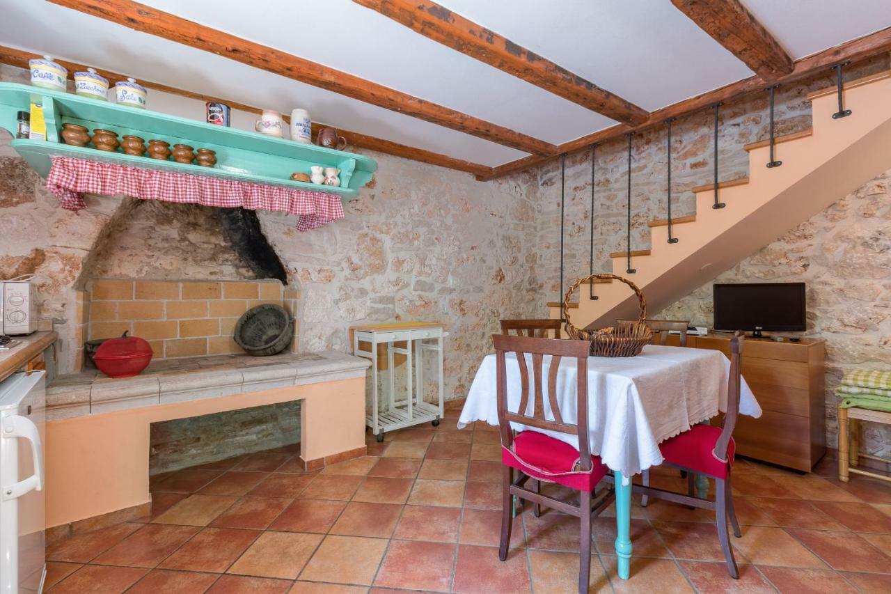 Country House Apartments Πούλα Εξωτερικό φωτογραφία